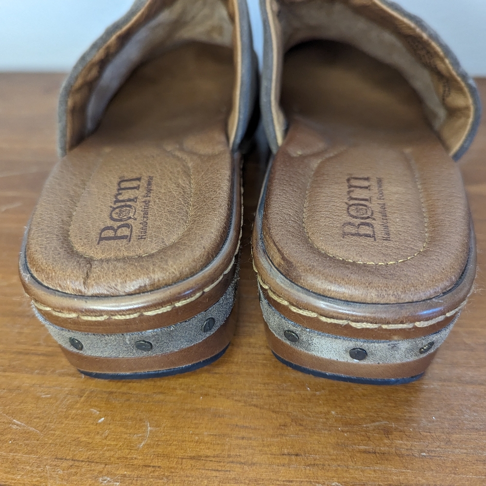 NWOT Born Yucatan Distressed Clogs Wet Weather (Grey) Women's Size 9 - Picture 2 of 14